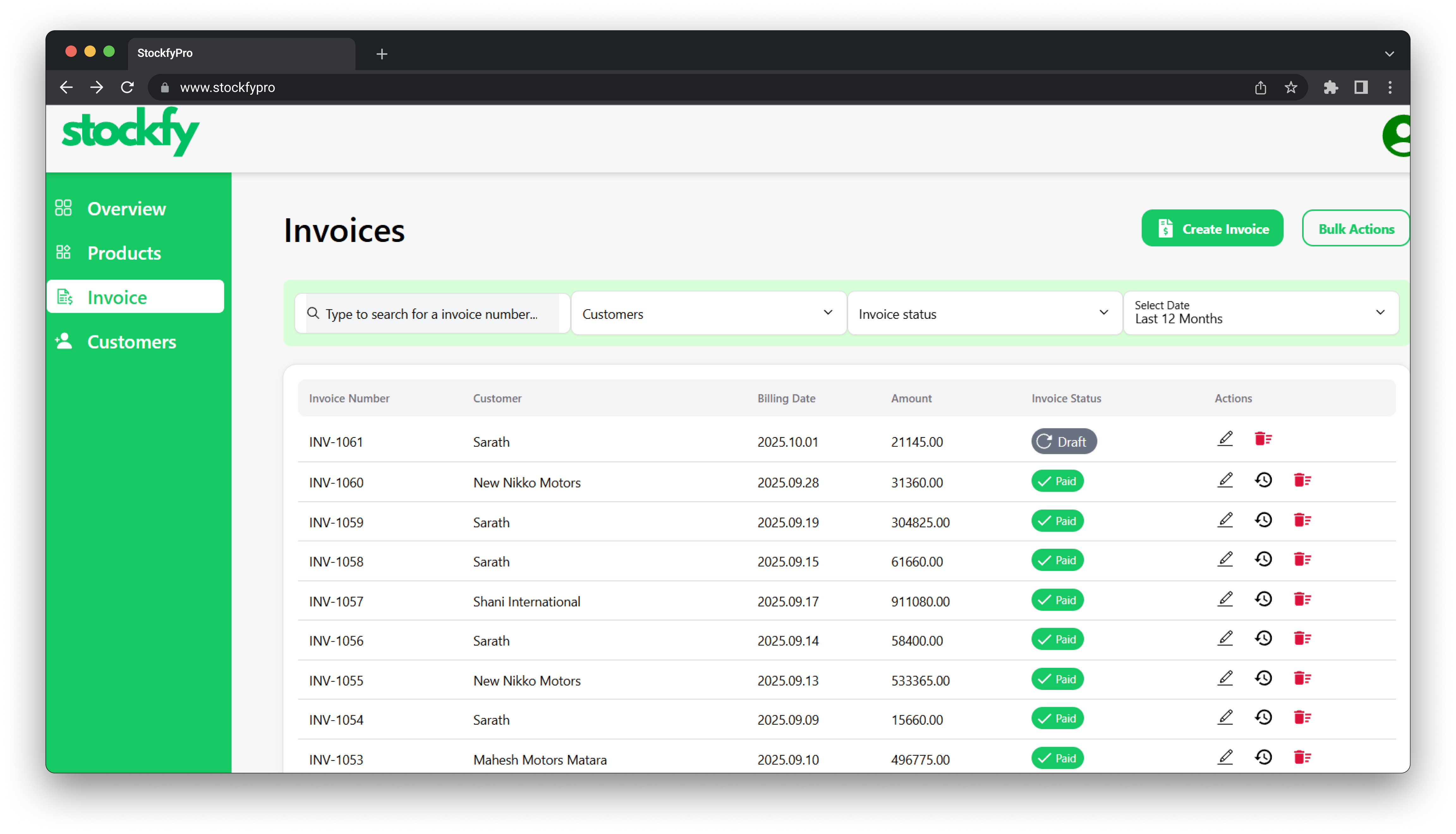 Screenshot of Stockfy Pro invoicing interface showing invoice creation and PDF export